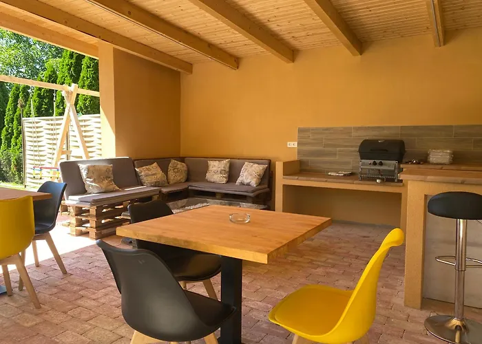 Judith Apartment *